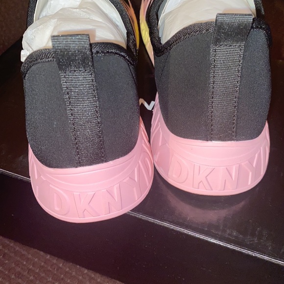 NWT DKNY Allie Stretch black with pink & yellow youth size 6; women’s size 8 - Picture 6 of 8